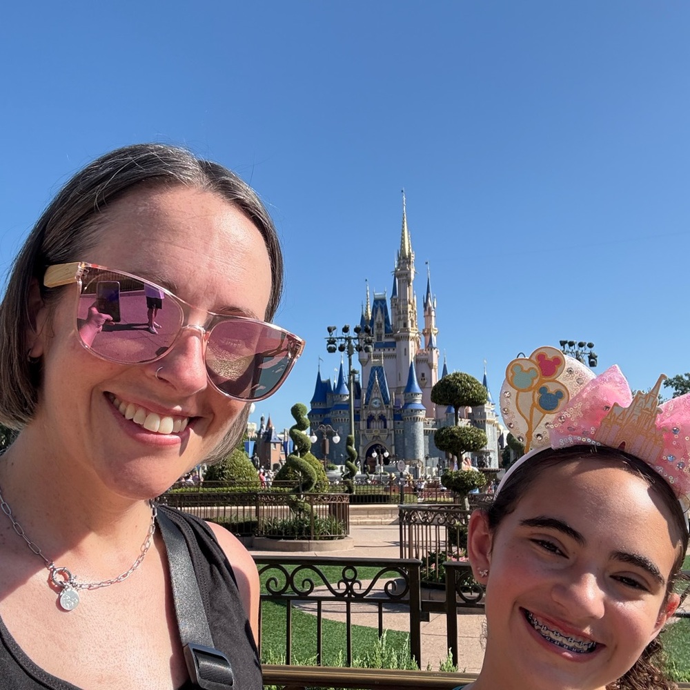 Meet your Posher, Julie